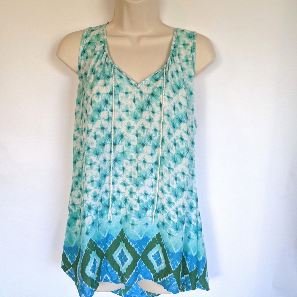 Beachlunchlounge v-neck tank top,‎